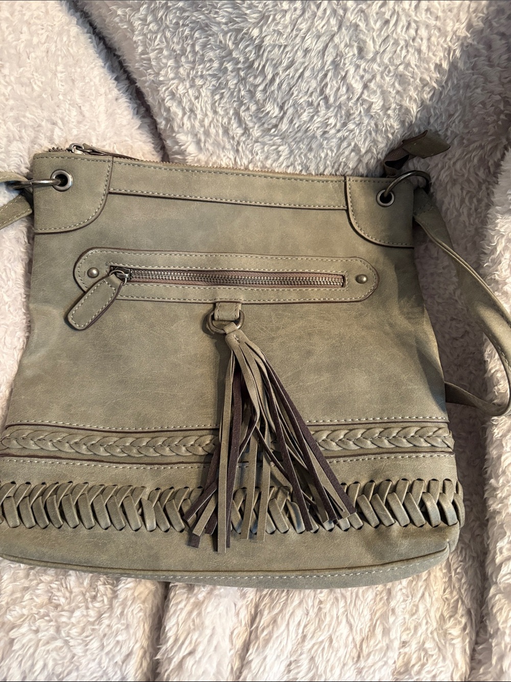NWOT-Fringe Detail Gray Crossbody Bag for Women